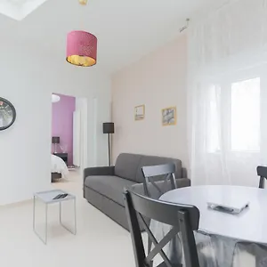 Elysee Ternes Apartment